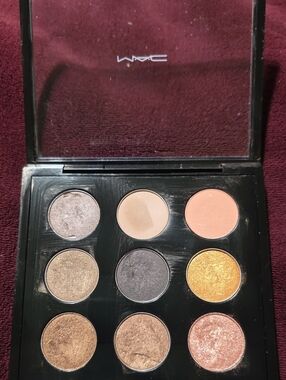 MAC Cosmetics Neutral Brown & Gold 9-Color Eyeshadow Palette